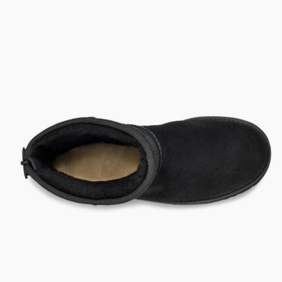 brand new with box authentic ugg classic short logo zip boots In black - Picture 4 of 9